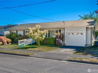 3008 Crane Avenue, Bremerton, WA 98310