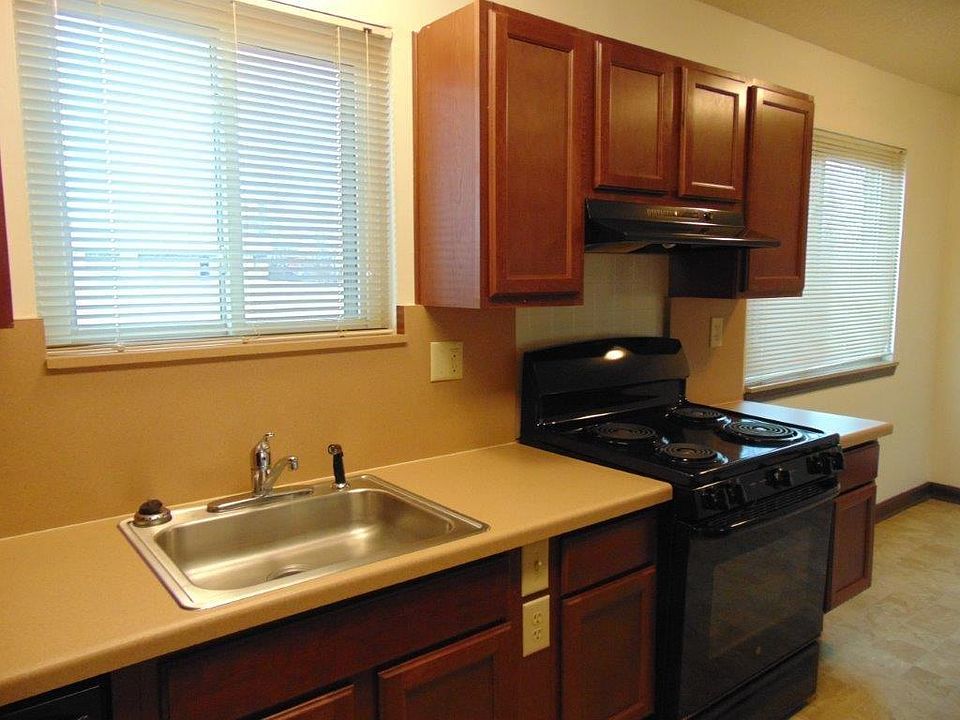 2nd image of 1087 Eden Pl