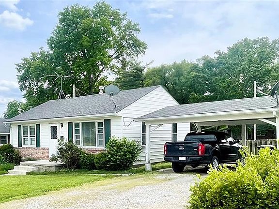 2nd image of 205 Kuhne Blvd