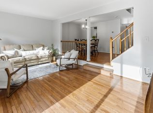 14435 Salisbury Plain Ct, Centreville, VA 20120
