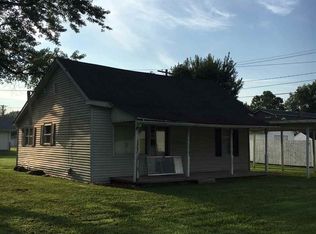 79 9th St SE, Linton, IN 47441
