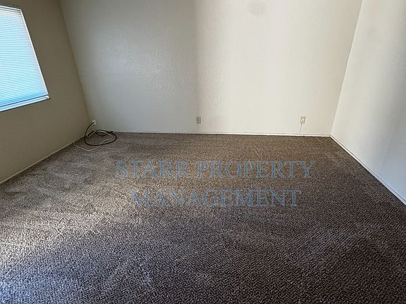 3rd image of 2641 Sumac Ave