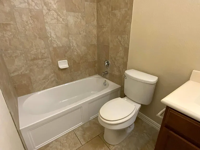 728 Olaf Dr — Photo 8