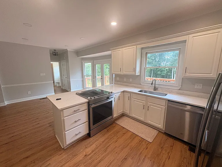 1540 Cleveland Rd — Photo 10