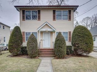 569 Emerson Ave, Baldwin, NY 11510