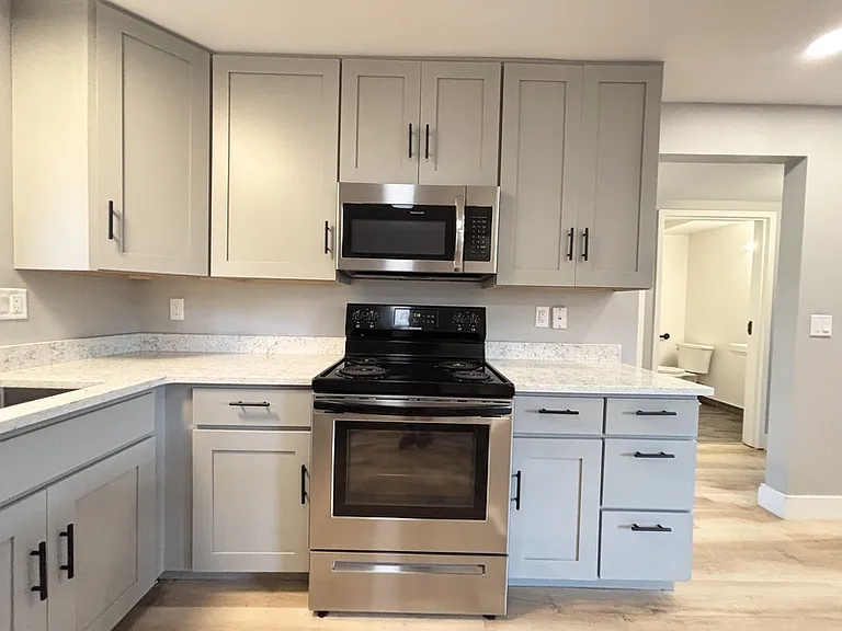 1583 E Stratford Ave #2 — Photo 24