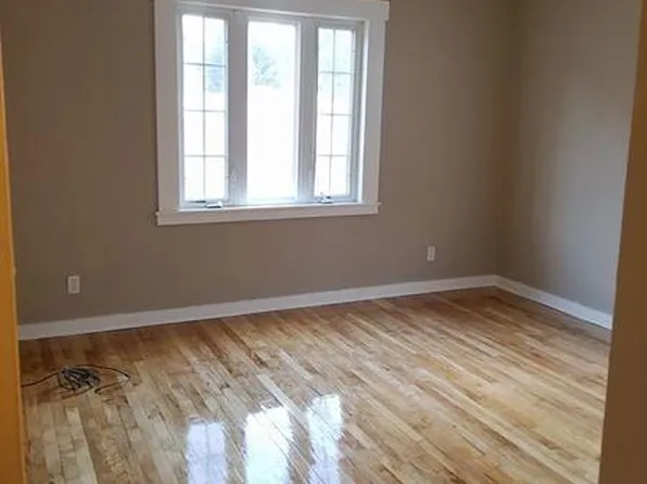 112 E Longyear St APT 2, Bessemer, MI 49911