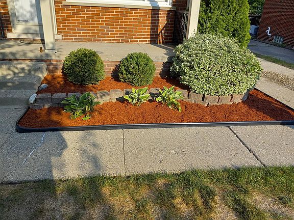 2nd image of 2726 Glenview Ave