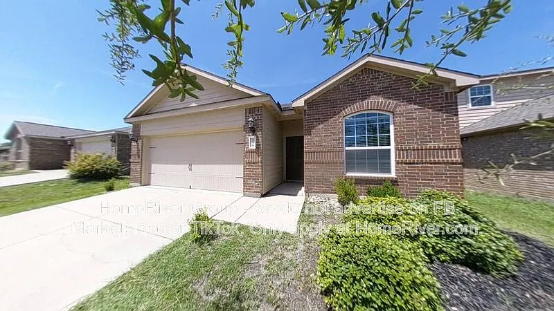 3 bed, 2.0 bath, 1619 sqft, $1,770 — Photo 2