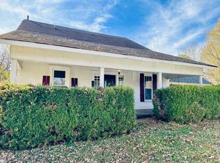304 E Railroad St, Dickson, TN 37055