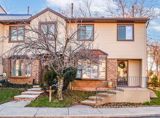 100 Arrowood Ct, Staten Island, NY 10309
