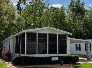 729 Royal Forest Dr, Auburndale, FL 33823