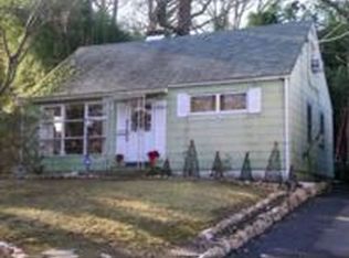 6603 Barrett Rd, Falls Church, VA 22042