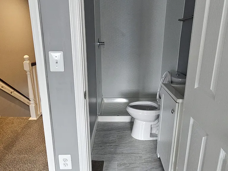 814 N Port St #0 — Photo 15
