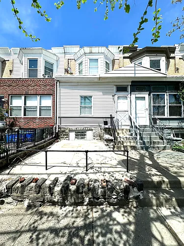 6139 Elmwood Ave Photo 1