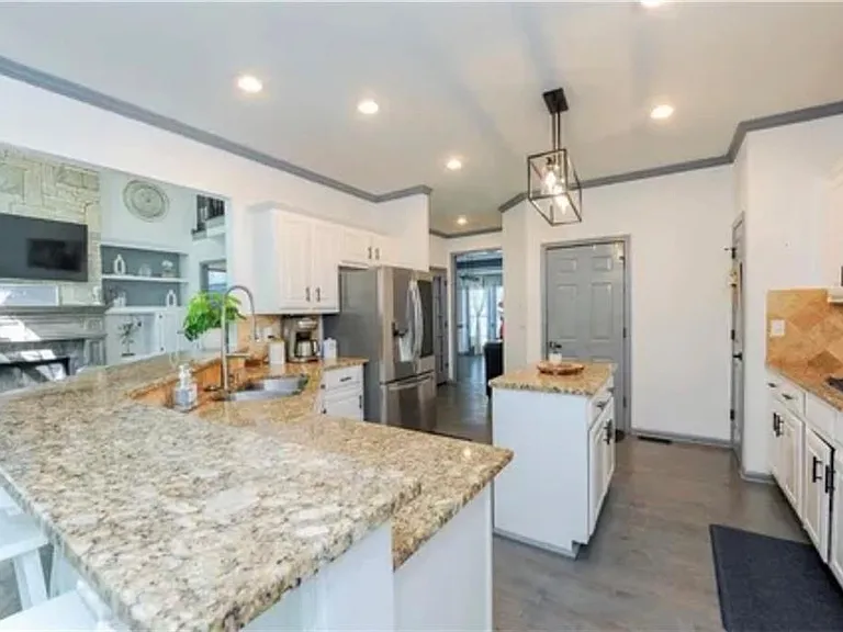 195 Creekside Park Dr — Photo 8