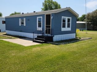 113 Foxglove Ln, Davis Junction, IL 61020
