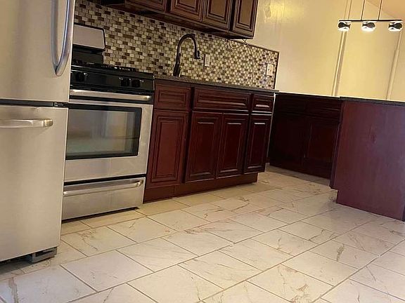 2nd image of 145 Court St #3BB