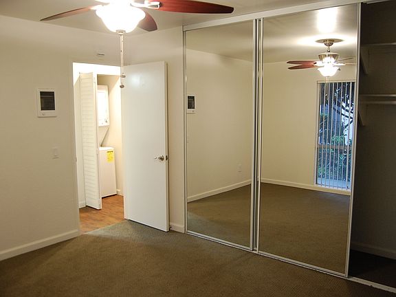 4th image of 4191 Cleveland Ave APT 21