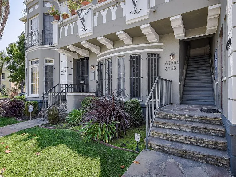 1201 S. Alfred — Photo 6