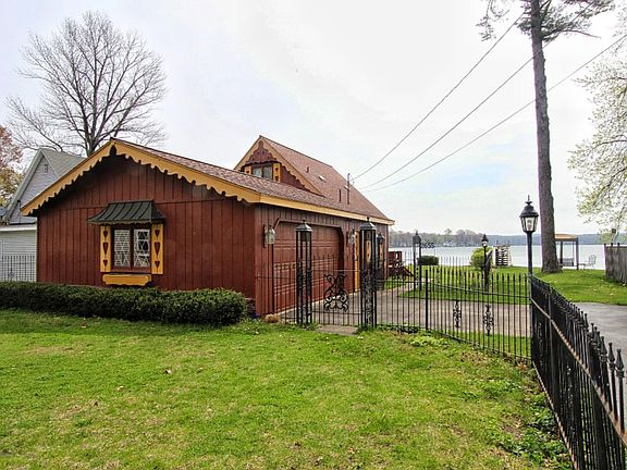 5th image of 2655 S Oakleigh Dr