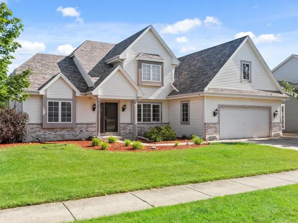 818 Aspen DRIVE, Hartford, WI 53027
