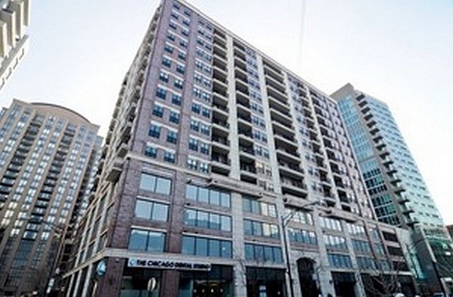 1st image of 451 W Huron St #509