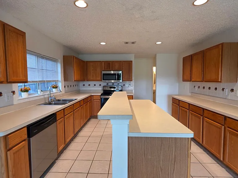 8632 Arcadia Park Dr — Photo 9
