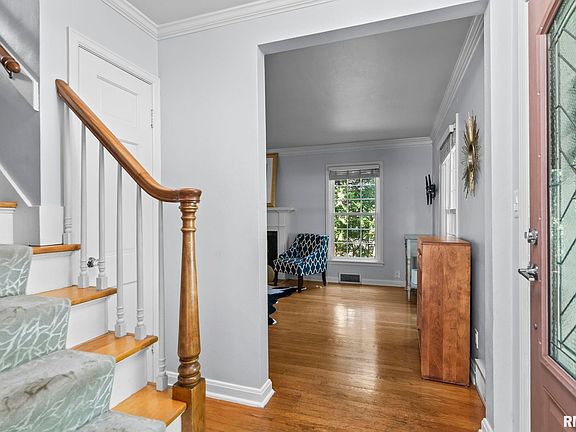 5th image of 2208 S Wiggins Ave