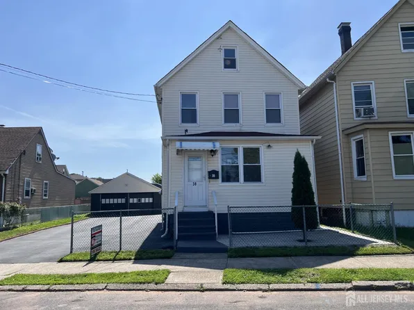 38 Hayward Ave, Carteret, NJ 07008
