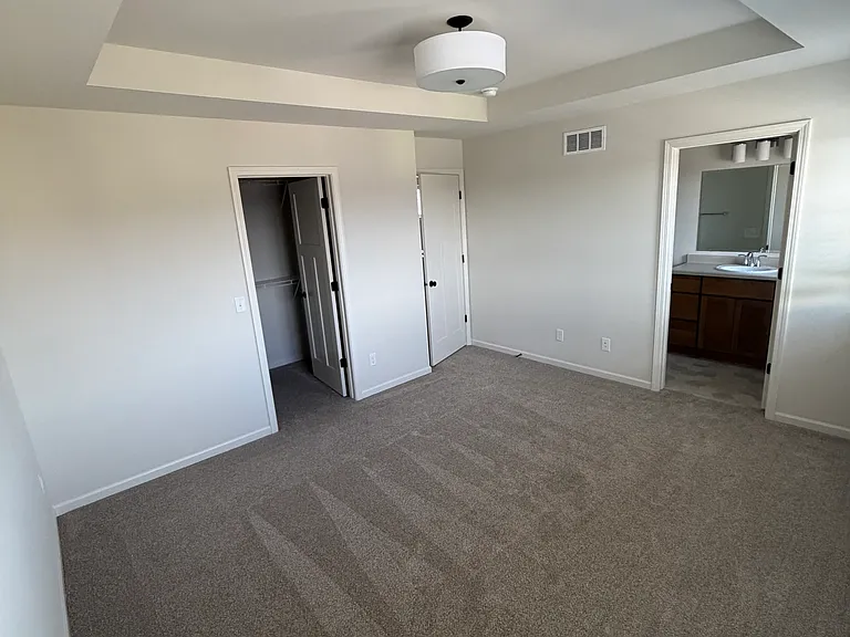 9240 Gentle Feather Rd — Photo 23
