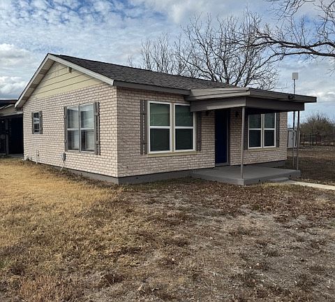 2nd image of 265 W County Road 5719 #1
