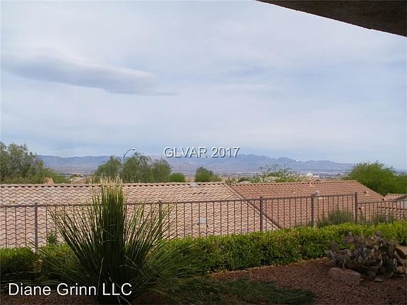 5th image of 2093 Wildwood Lake St