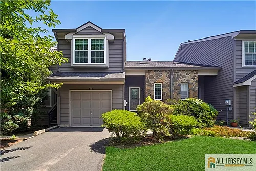 1 Brookline Ct #C Photo 1 1 Brookline Ct #C Photo 1