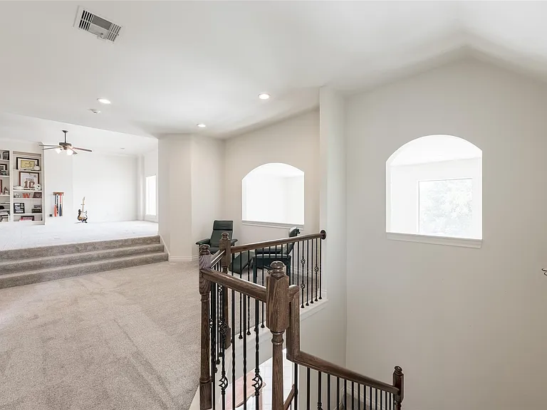 2447 Monarch Terrace Dr — Photo 30