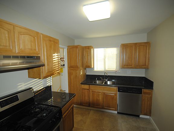 3rd image of 5855 62nd St