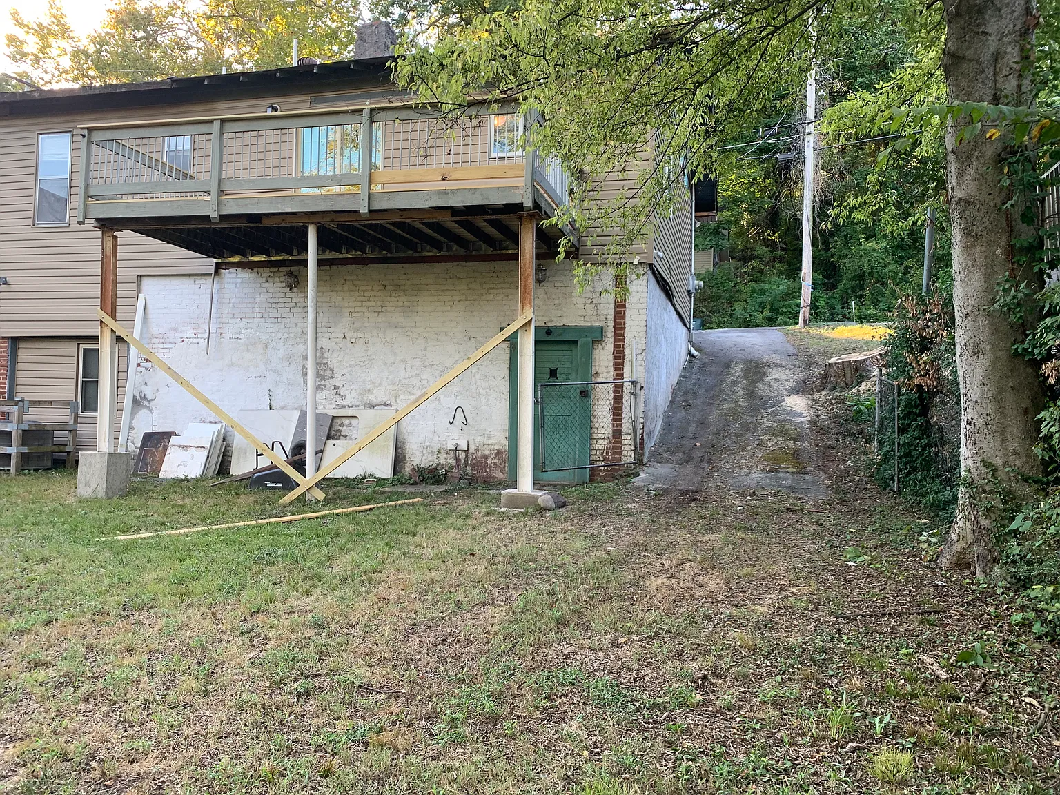 2 bed, 1000 sqft, $1,700 — Photo 2