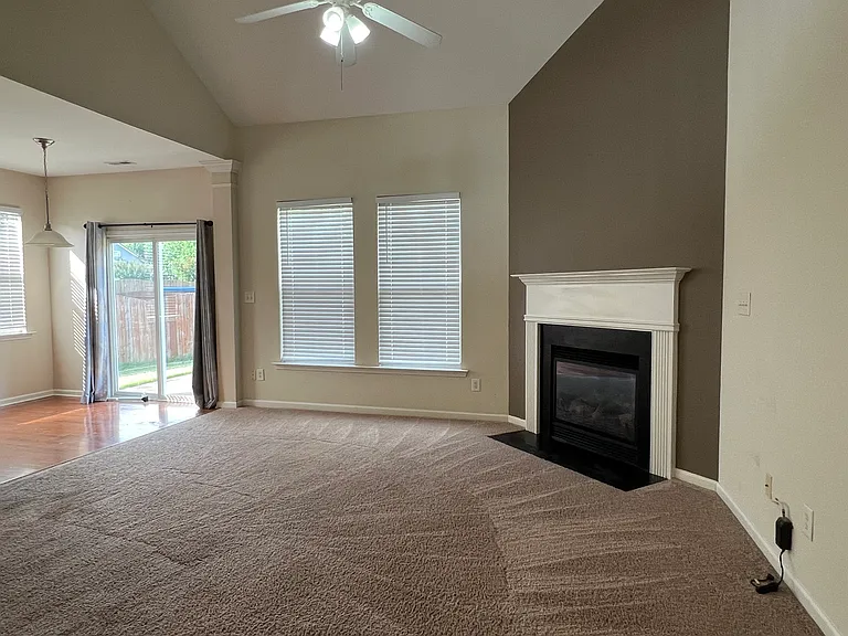1429 Dairy Glen Dr — Photo 30