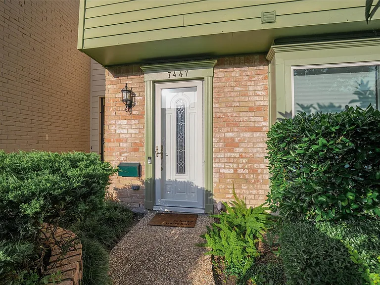 7447 Brompton St #7447 — Photo 3