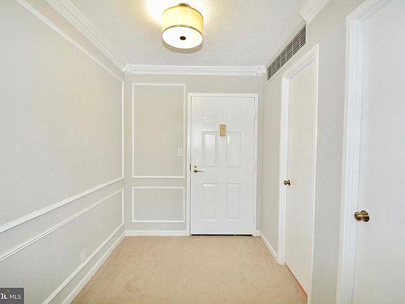 3rd image of 5901 Mount Eagle Dr APT 912