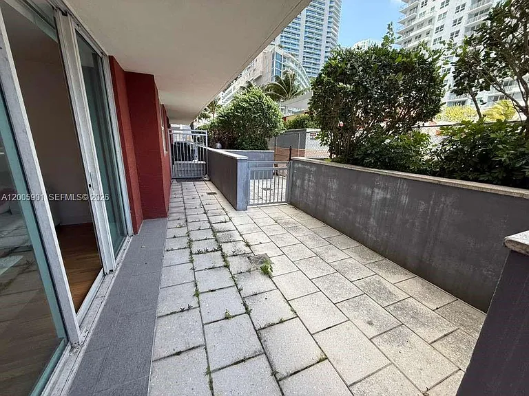 1155 Brickell Bay Dr #606 — Photo 23