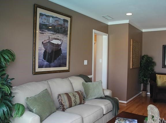 4th image of 2517 Highcliff Dr