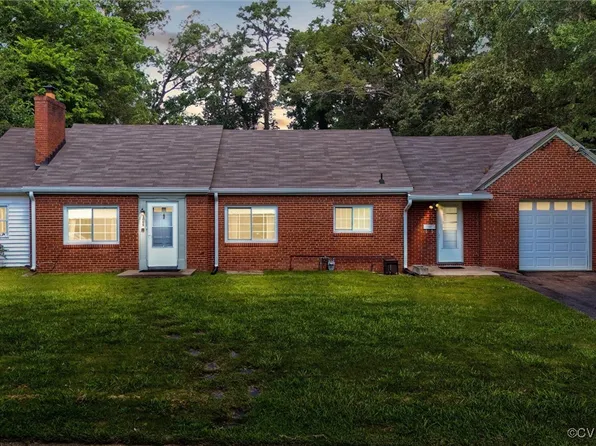 3005 Sherwood Ln, Hopewell, VA 23860
