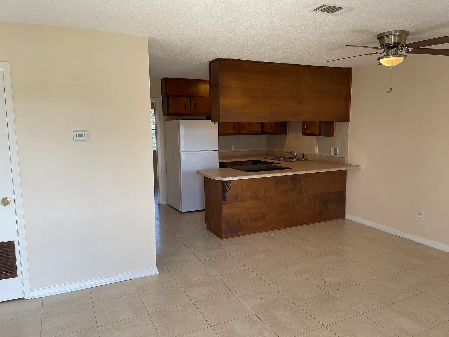 1 bed, 612 sqft, $895 — Photo 1