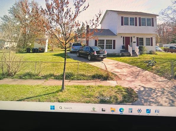 304 South St, Fredericksburg, VA 22401