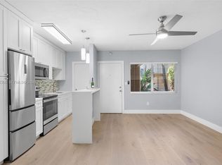 6330 SW 79th St APT 4, South Miami, FL 33143