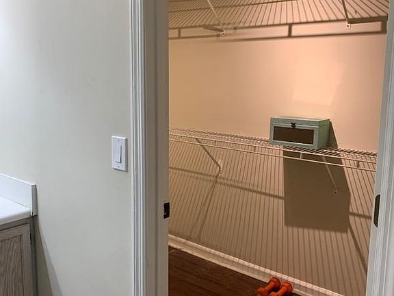 5th image of 32 Brittany Ct NE