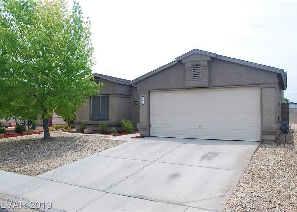 1st image of 3771 Climbing Fern Way