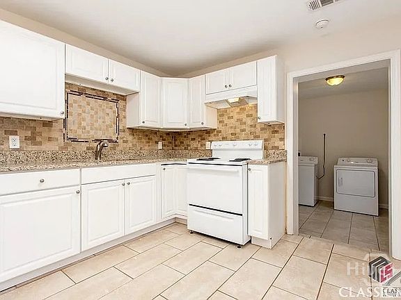 5th image of 130 Woody Ln