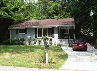 953 Parkside Ter, East Pt, GA 30344